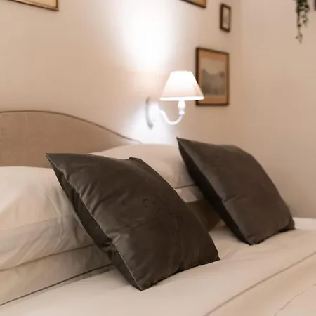 דירה Bright Loft With Free Private Parking *